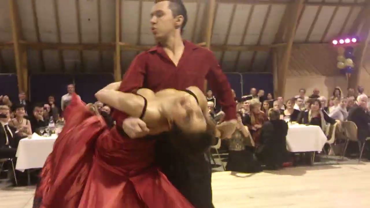 Démonstration de Paso Doble (Charlotte et Julien)