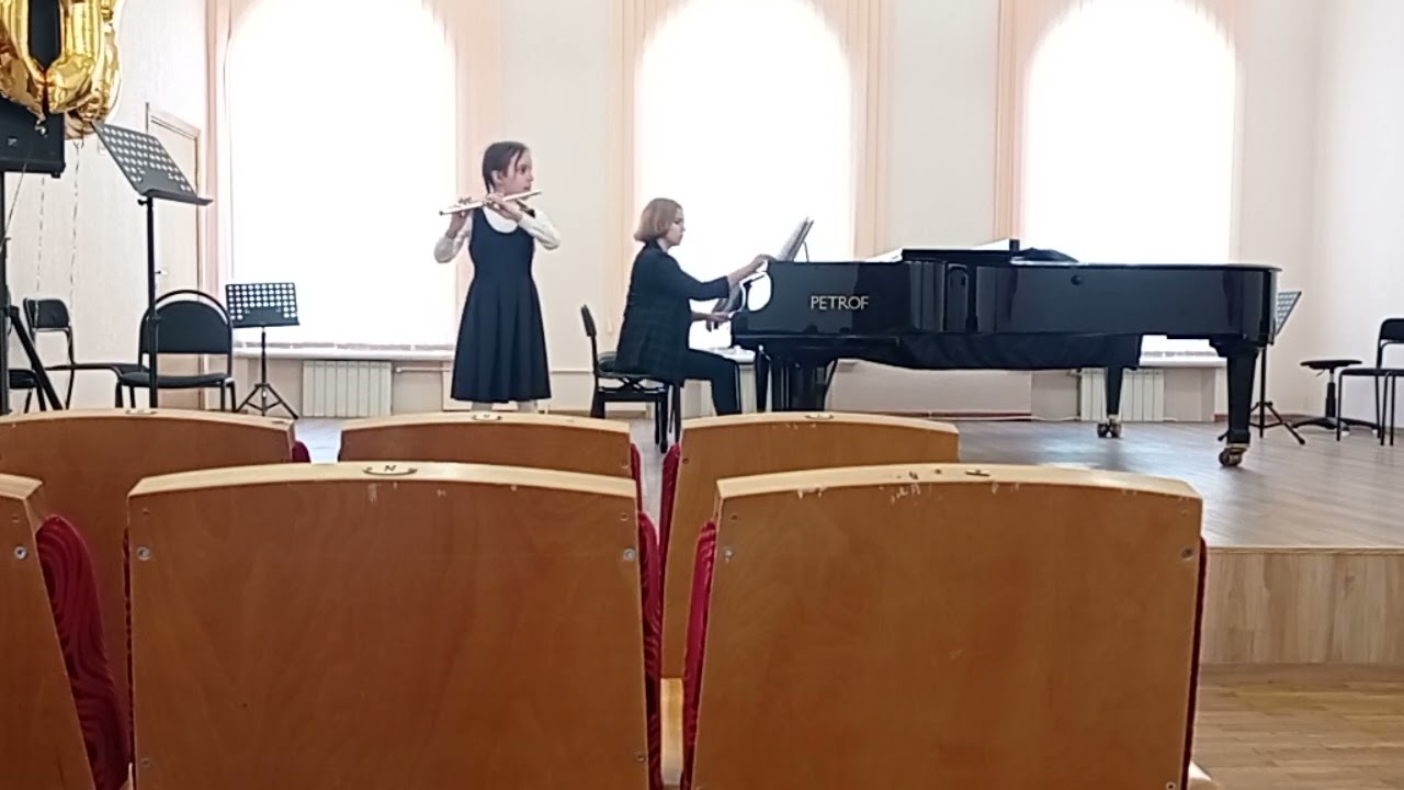 И. КВАНЦ Концерт соль мажор для флейты с оркестром, 2 и 3 части.