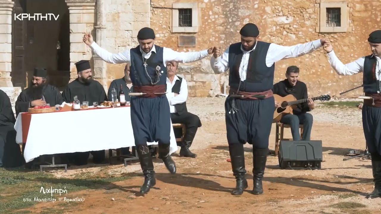 Λαμπρή, στο Μοναστήρι τ’ Αρκαδιού | Ο Γιώργος Παραγυιός στο ριζίτικο ''Αετός σε χώμα δε πατεί''