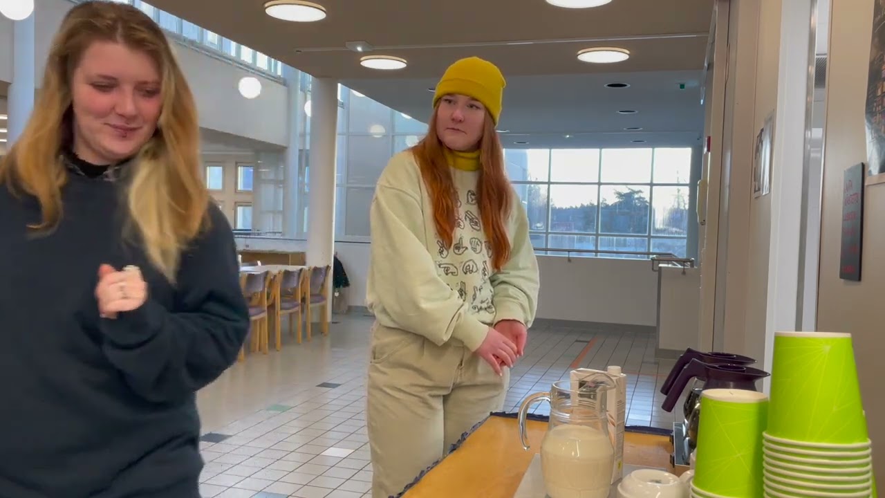 Kuinka toimia tilanteessa, jossa kohtaat viittomakielisen, etkä itse osaa viittoa?