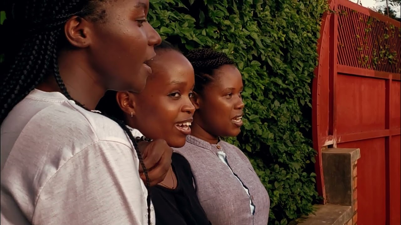 Zaburi y'Icyumweru cya 6 cya Pasika(B) yaririmbwe n'abamwe mubagize Grp de Jeunes Christus Regnat