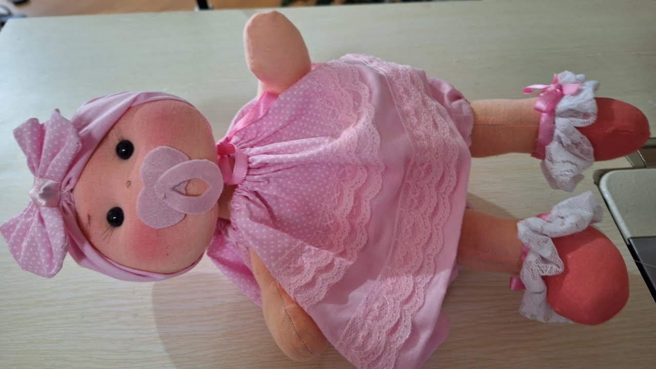 vem fazer comigo essa mini bebe  molde gratis na descrição do video muito fácil  wat sap 11980989447
