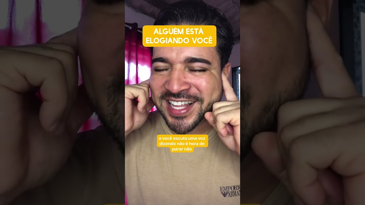 Alguém está elogiando você 