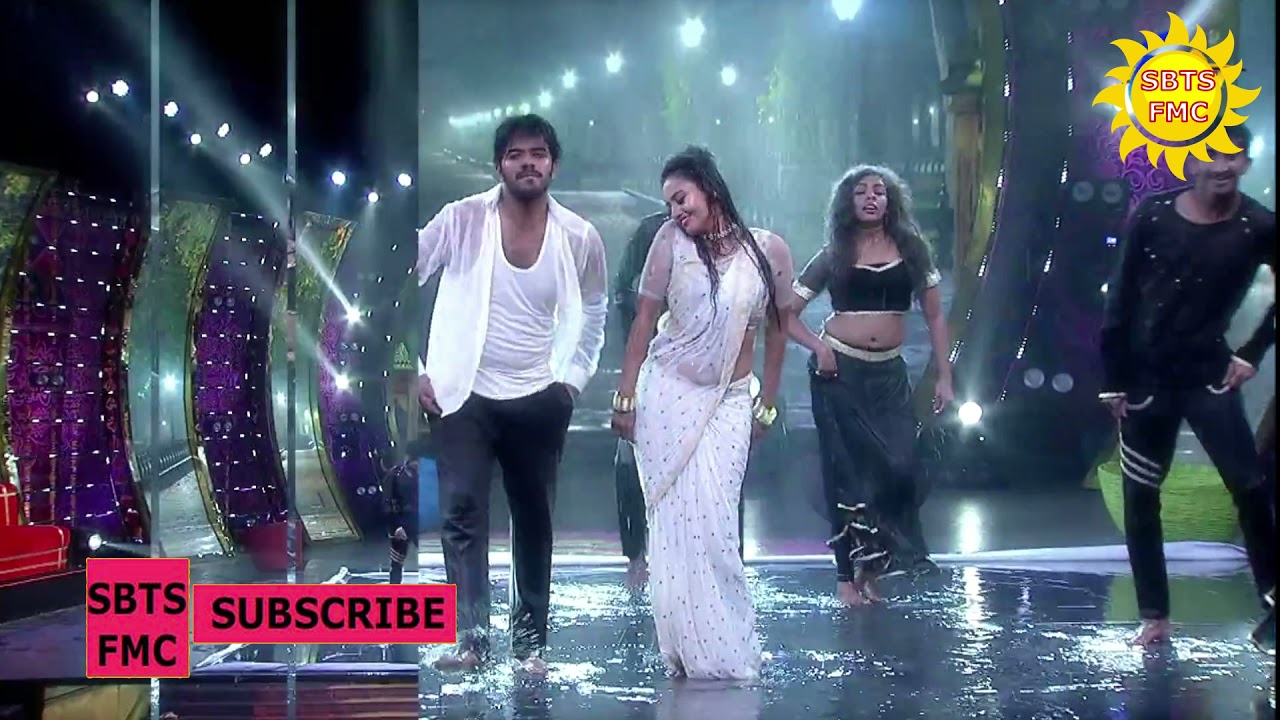 SWATHILO MUTHYAMANTHA RAIN SONG