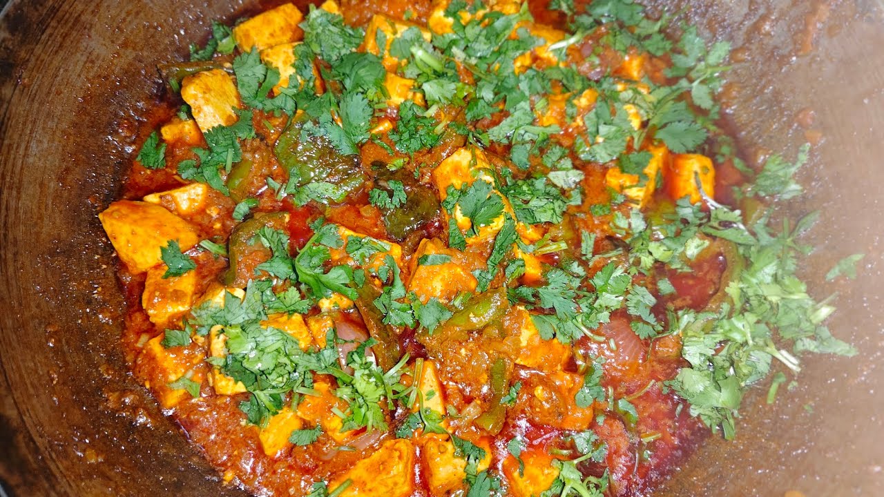 Ghar ke masalo se banye super teady kadhai paneer ki recipe 👌 #food #foodforfoodies #kichen #yummy 