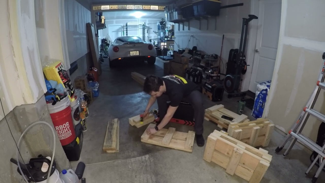 Building wooden wheel cribs for Alfa Romeo Giulia