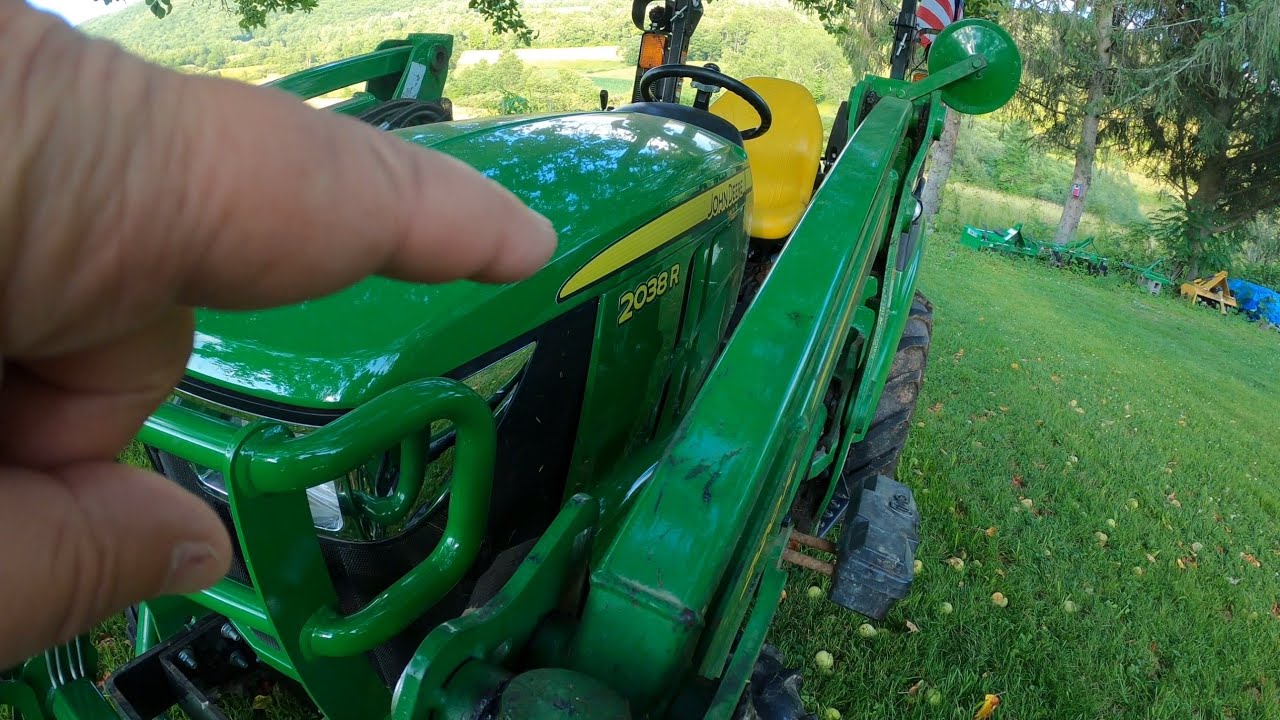REVIEW:  John Deere 2038R 220R MSL