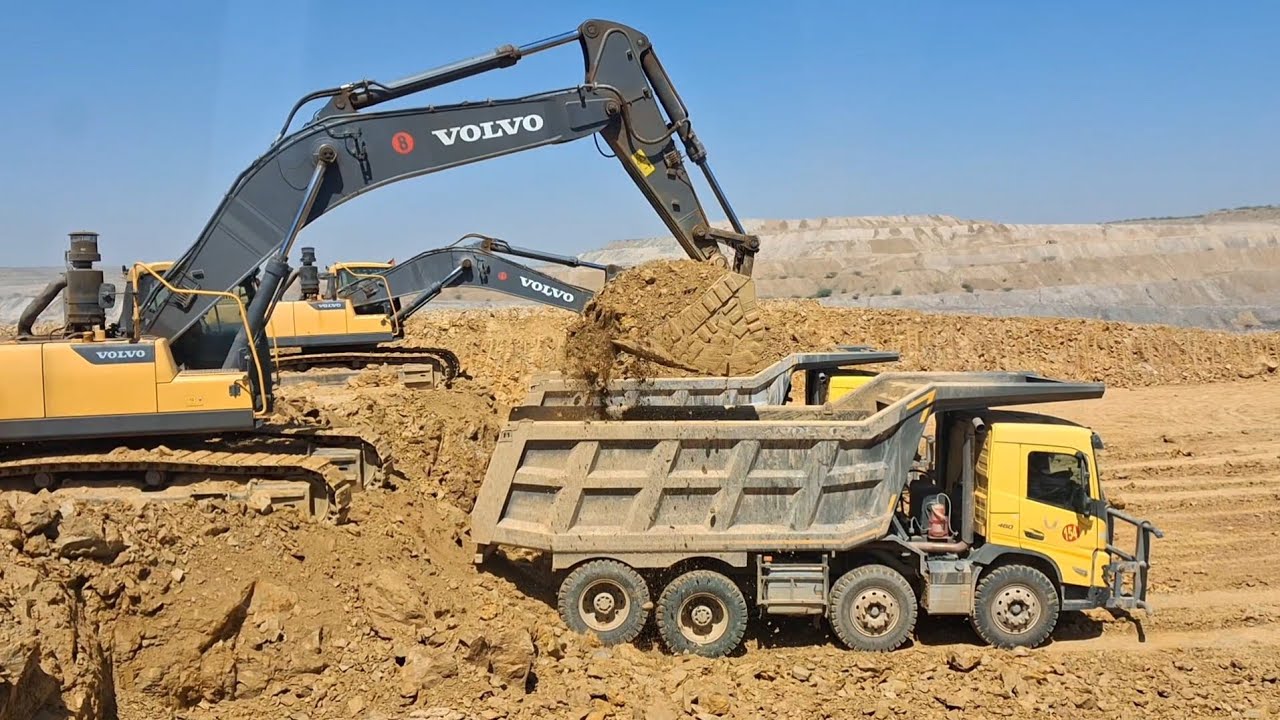 #video Ec480Dl Volvo backhoe Digging opening mining project work construction vehicles machines 