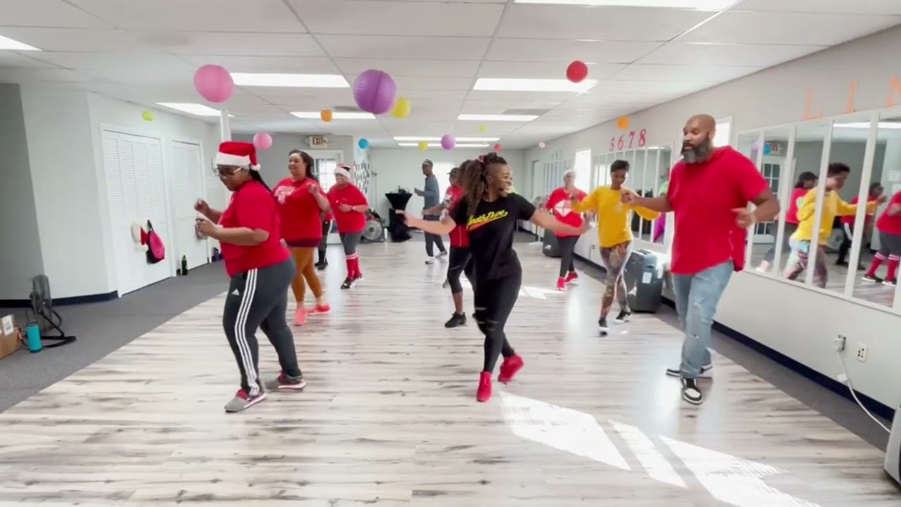 Steppin for Christmas Line Dance