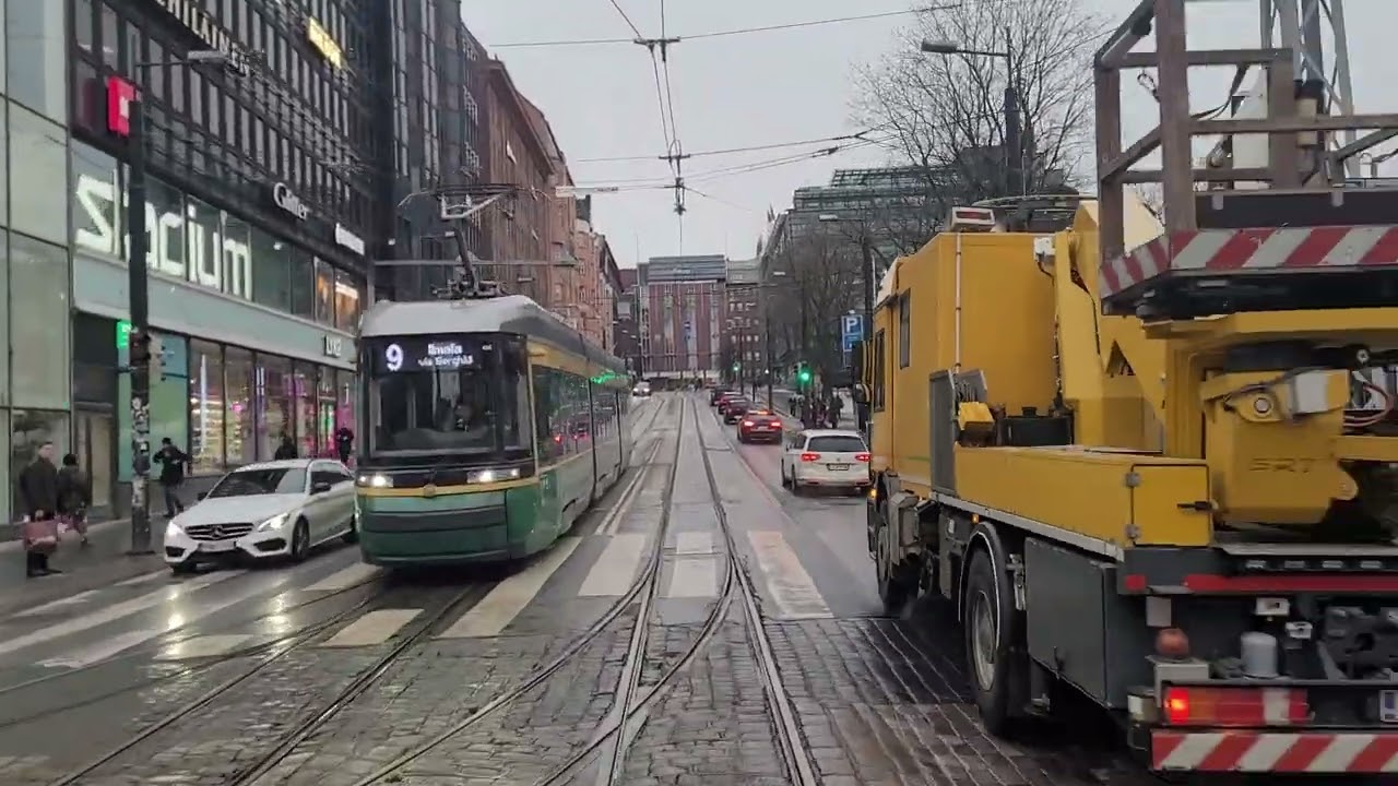 Helsingin raitiolinja 2,3 Olympiaterminaali-Messukeskus-Olympiaterminaali-Hakaniemi. @hslhrt