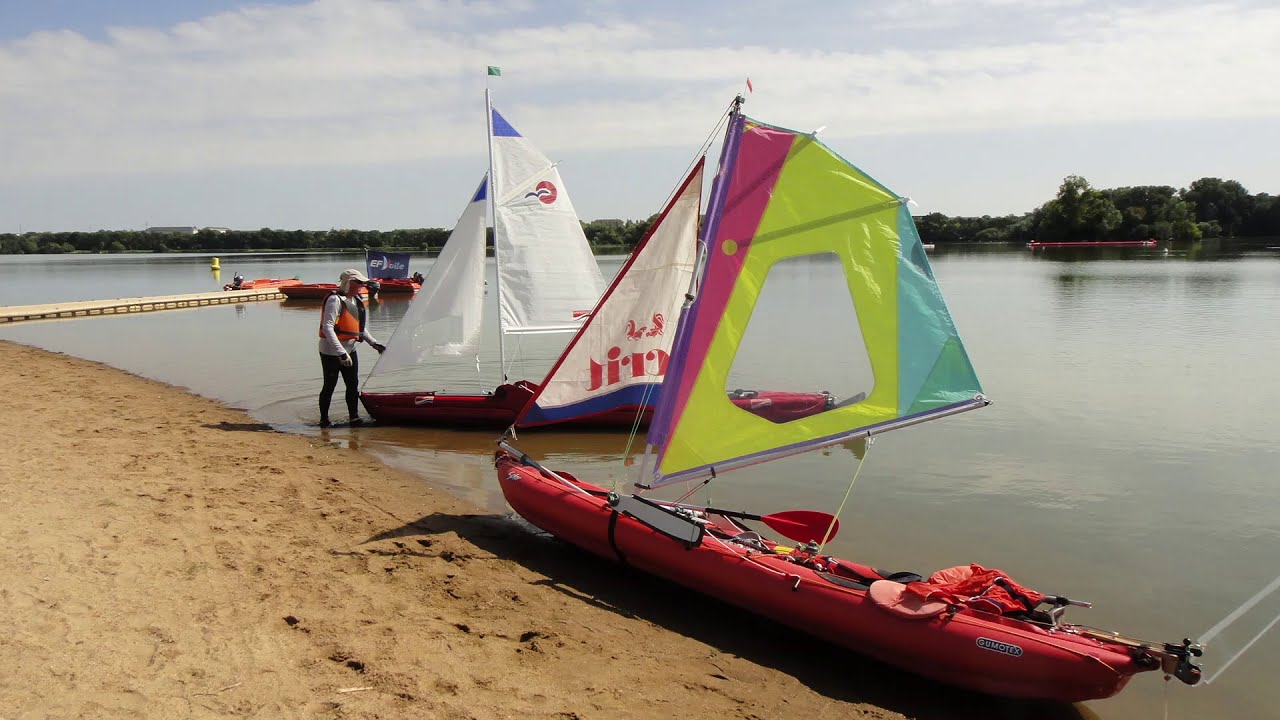Various DIY Inflatable Sailing Kayaks / Divers kayaks à voile