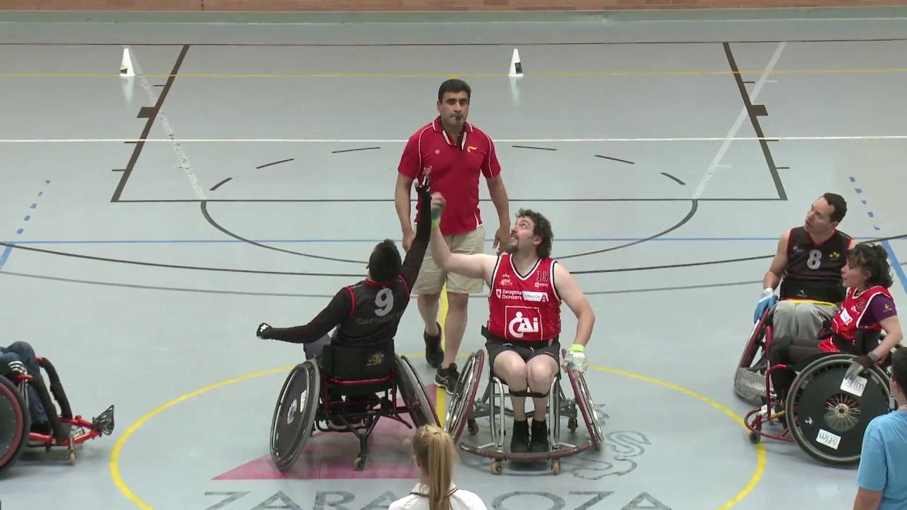 Así es... El rugby en silla de ruedas