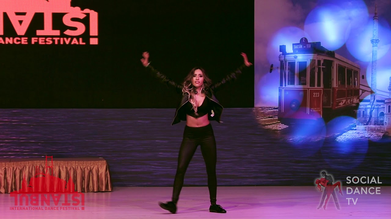 Selene Tovar - Cha cha cha Show | IIDF 2018