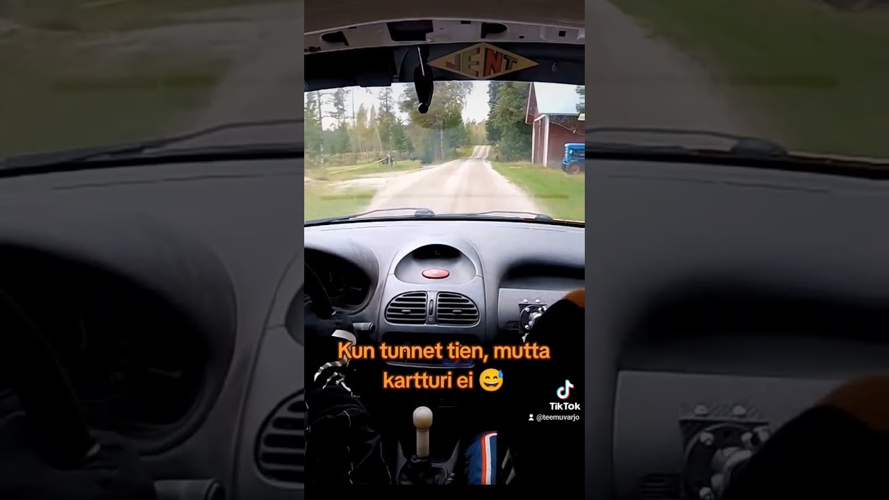 Kun tunnet tien, mutta kartturi ei 😅 #ralli #ylivaan #peugeot #206 #v1600 #rally
