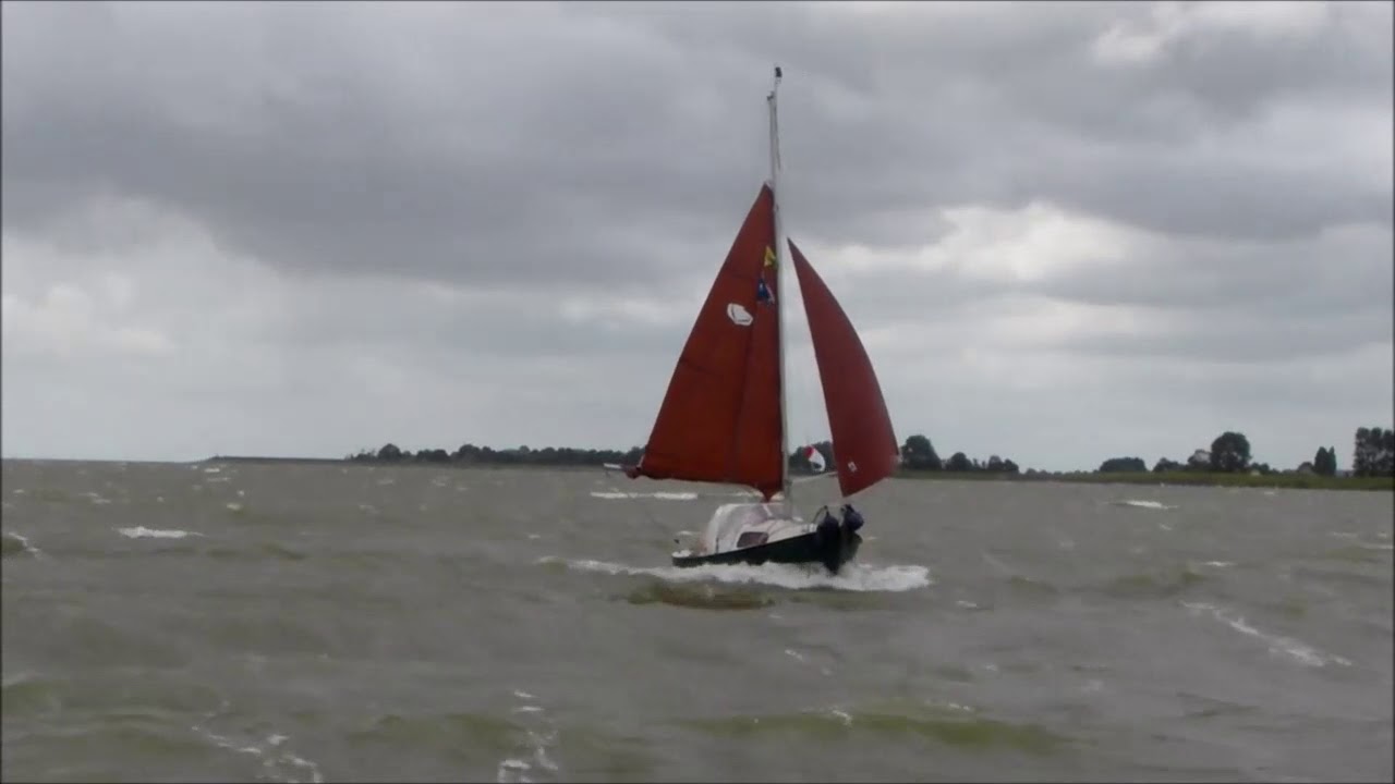 Midget 15' (same as Lynaes 14' or Nordica 16') 'Kleinkapitalist' in rough circumstances
