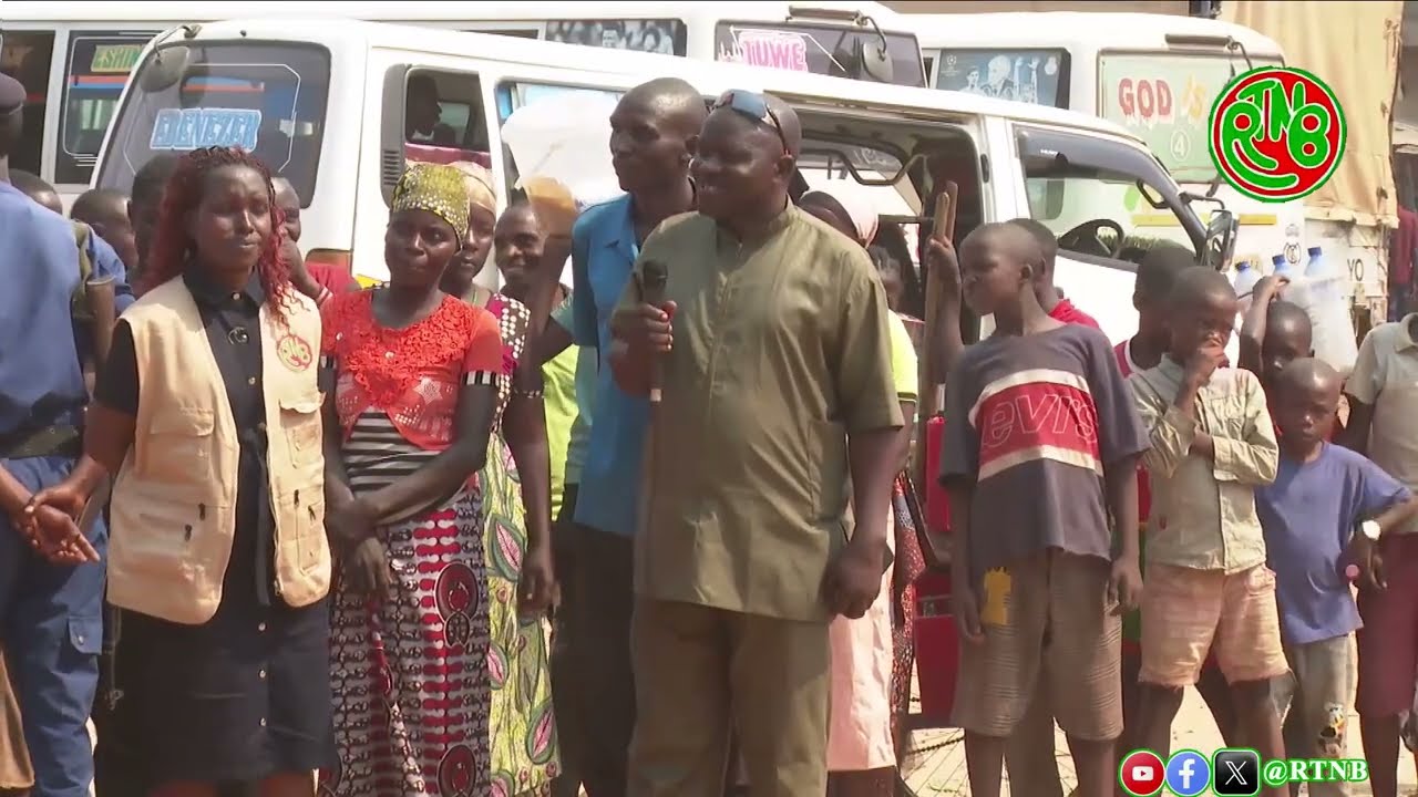 Tumarane Irungu yabereye muri komine Bukinanyana zone Buganda