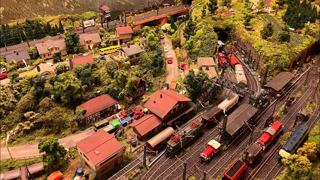 Nach einem anstrengenden Tag mit der kleinen Bahn abschalten, Modelleisenbahn Spur N