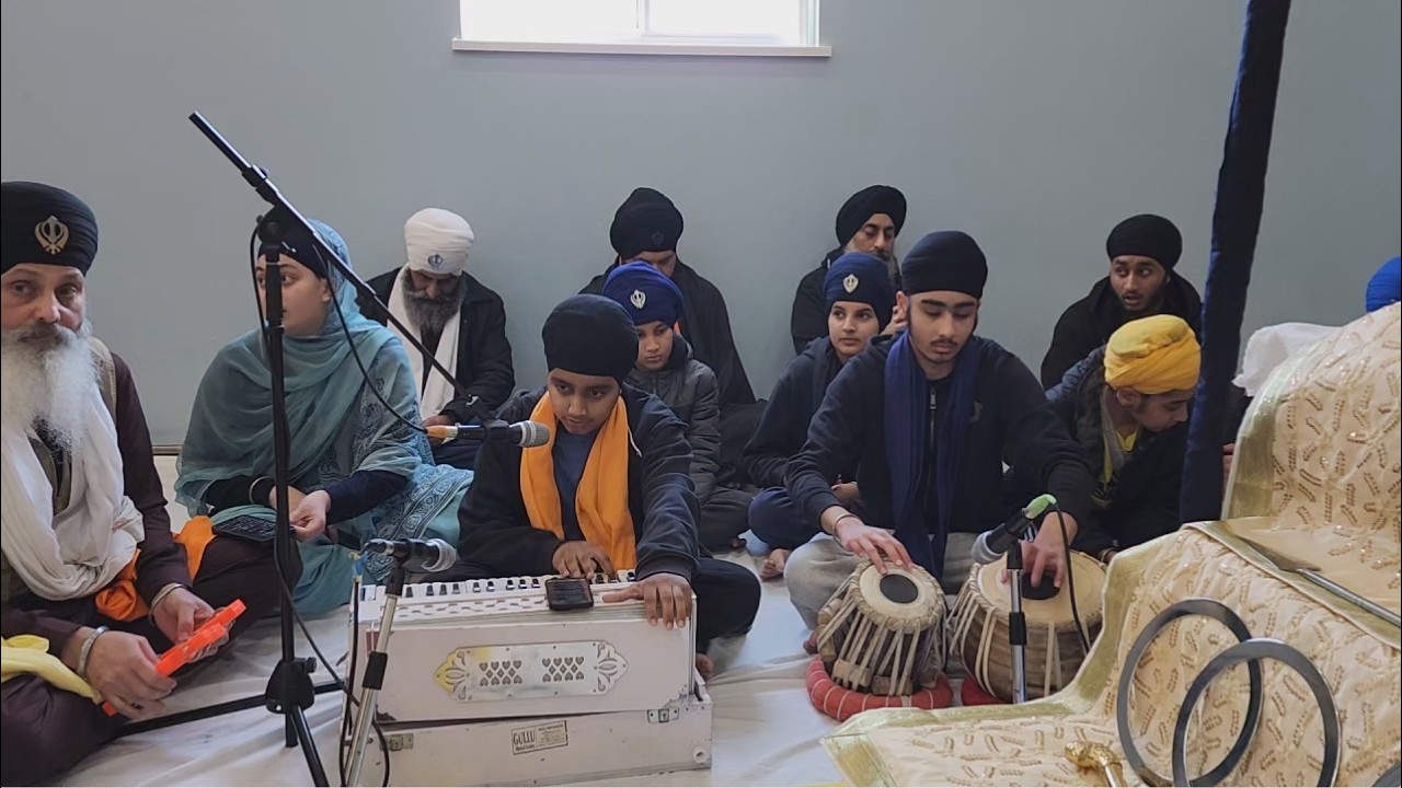 36 ਰਾਮ ਰੰਗੁ ਕਦੇ ਉਤਰਿ ਨ ਜਾਇ Raam Rang Kadhe Utar-Charankamal singh Ji Khalsa
