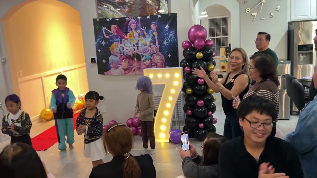 Tristan, Riley, Juju and Giada’s Birthday dance