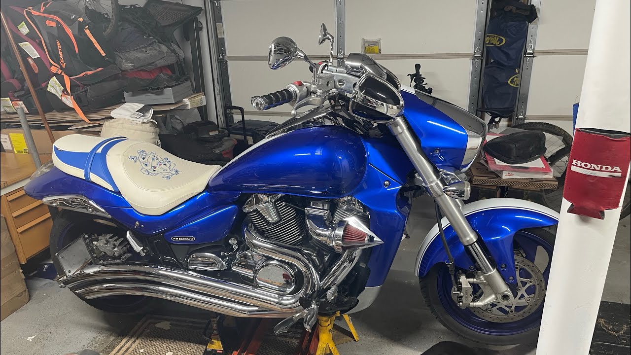 Part 2 2008 Suzuki boulevard M109R2 coolant drainage
