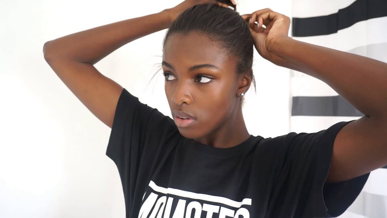 How To: Messy Bun!