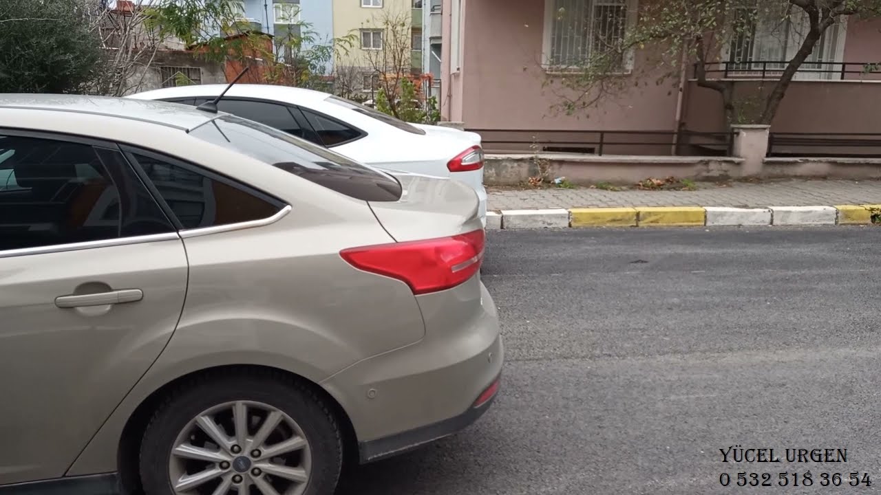 İKİ ARA&Ccedil; ARASINA PARK ETMEK