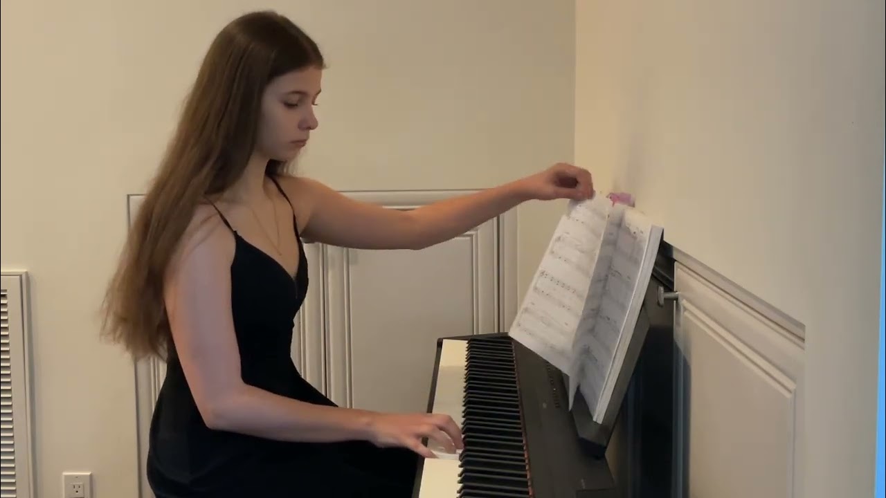 Korinne Tetlow