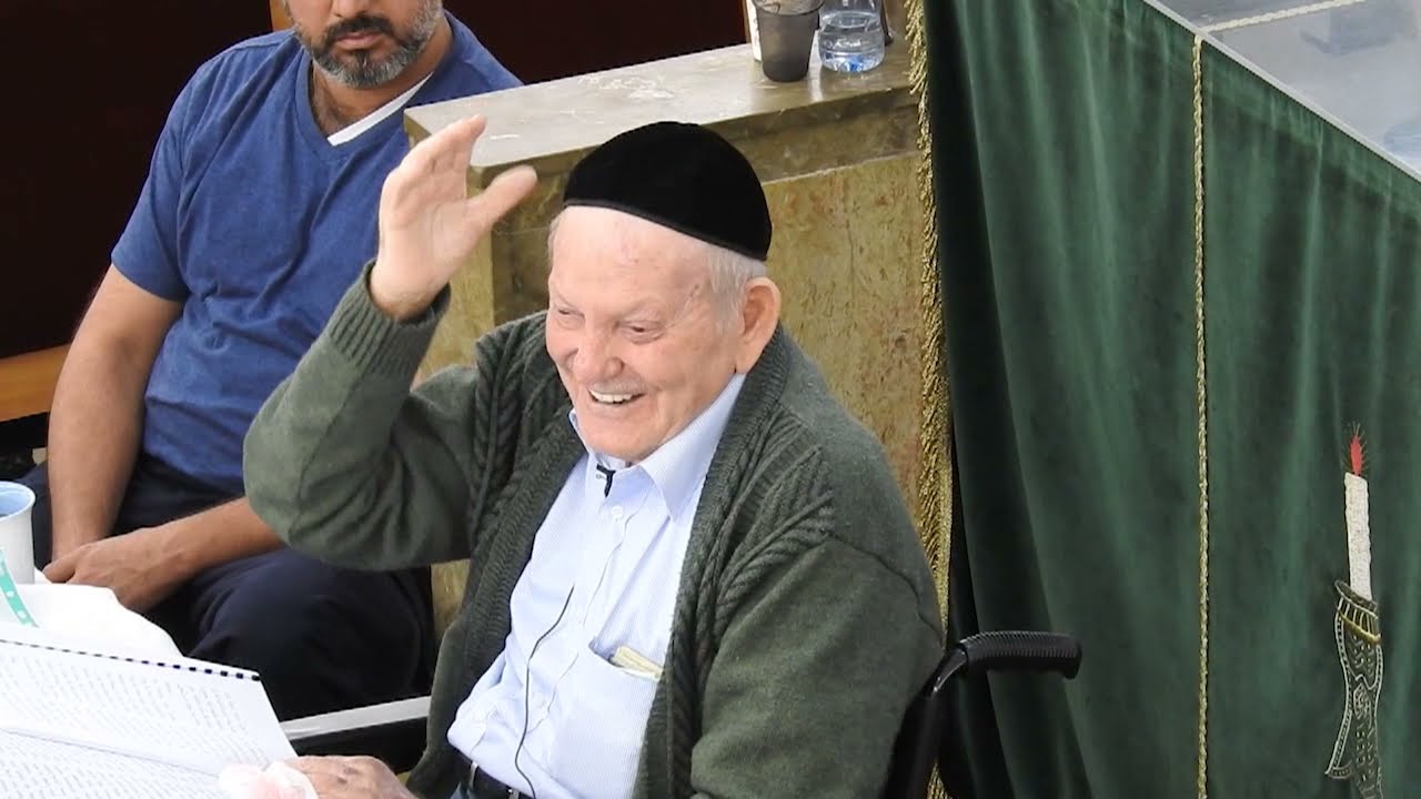 סרטונים נדירים מחייו של מורנו ורבנו הרב חיים אבישלום הכהן (החלבן) זצ