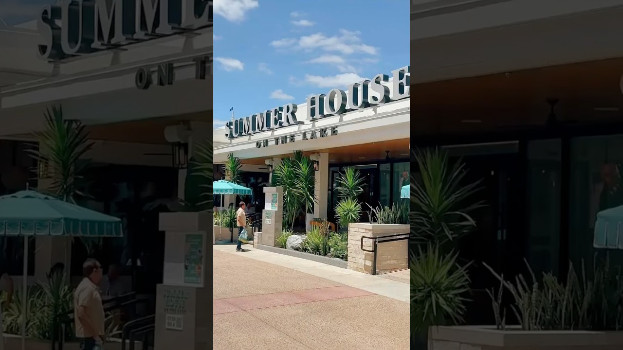 Summer House on the Lake - Disney Springs
