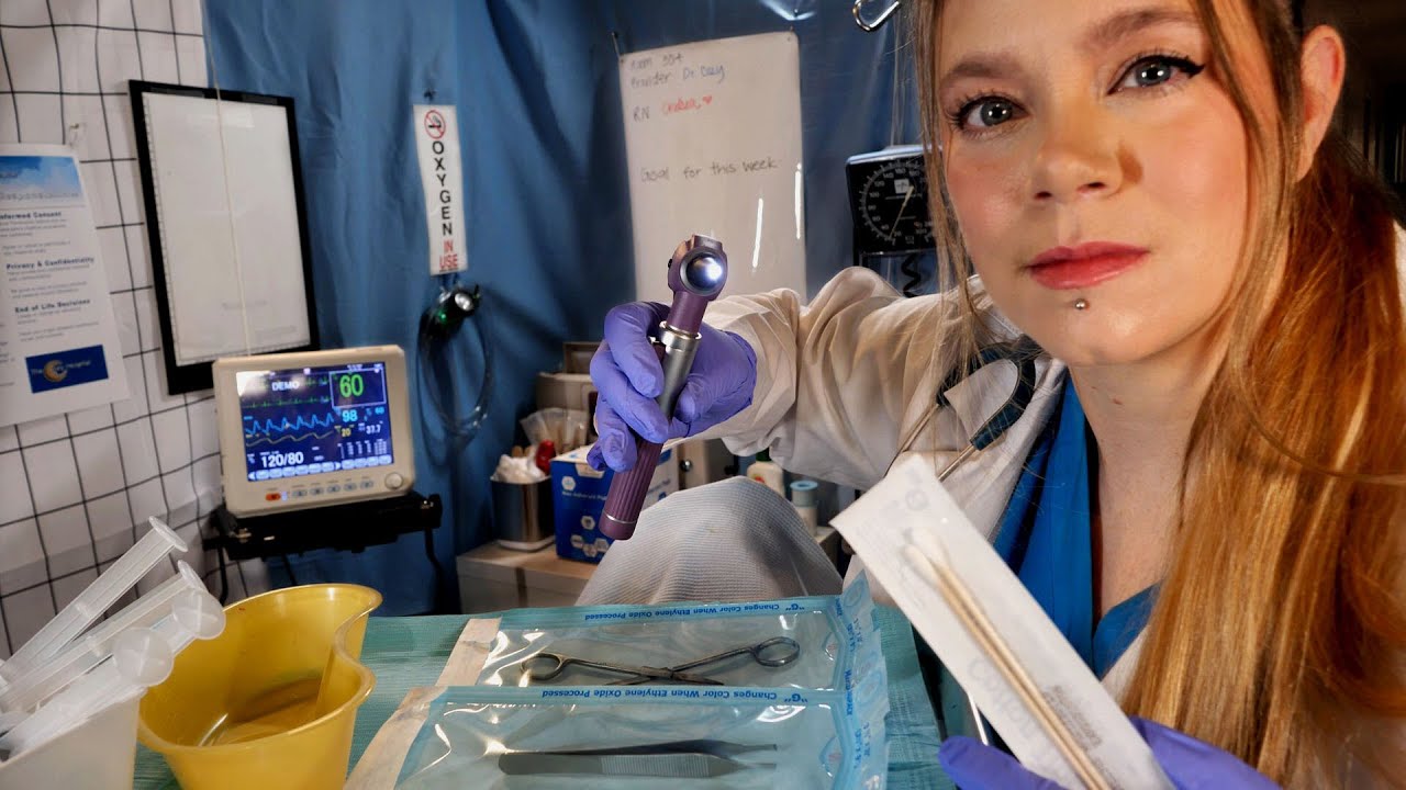 Больница ASMR Осмотр уха в отделении интенсивной терапии | Чистка ушей Fizzy, снятие ушных швов