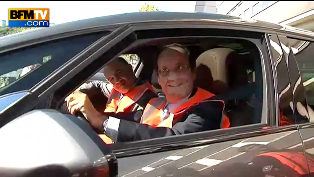 Hollande en campagne dans l'usine PSA à Sochaux