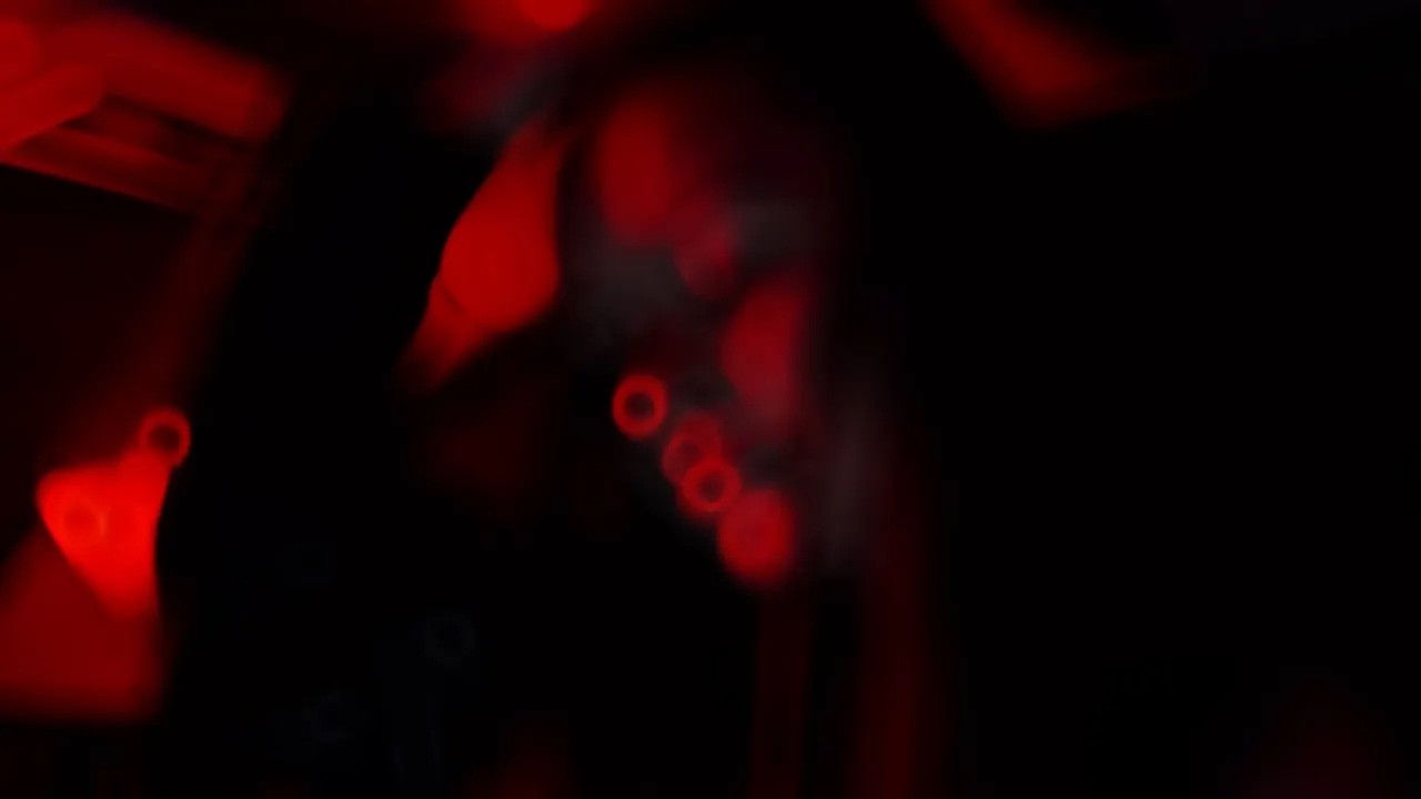 NIKRA - W Lustrze (prod. palis) (Official Video)
