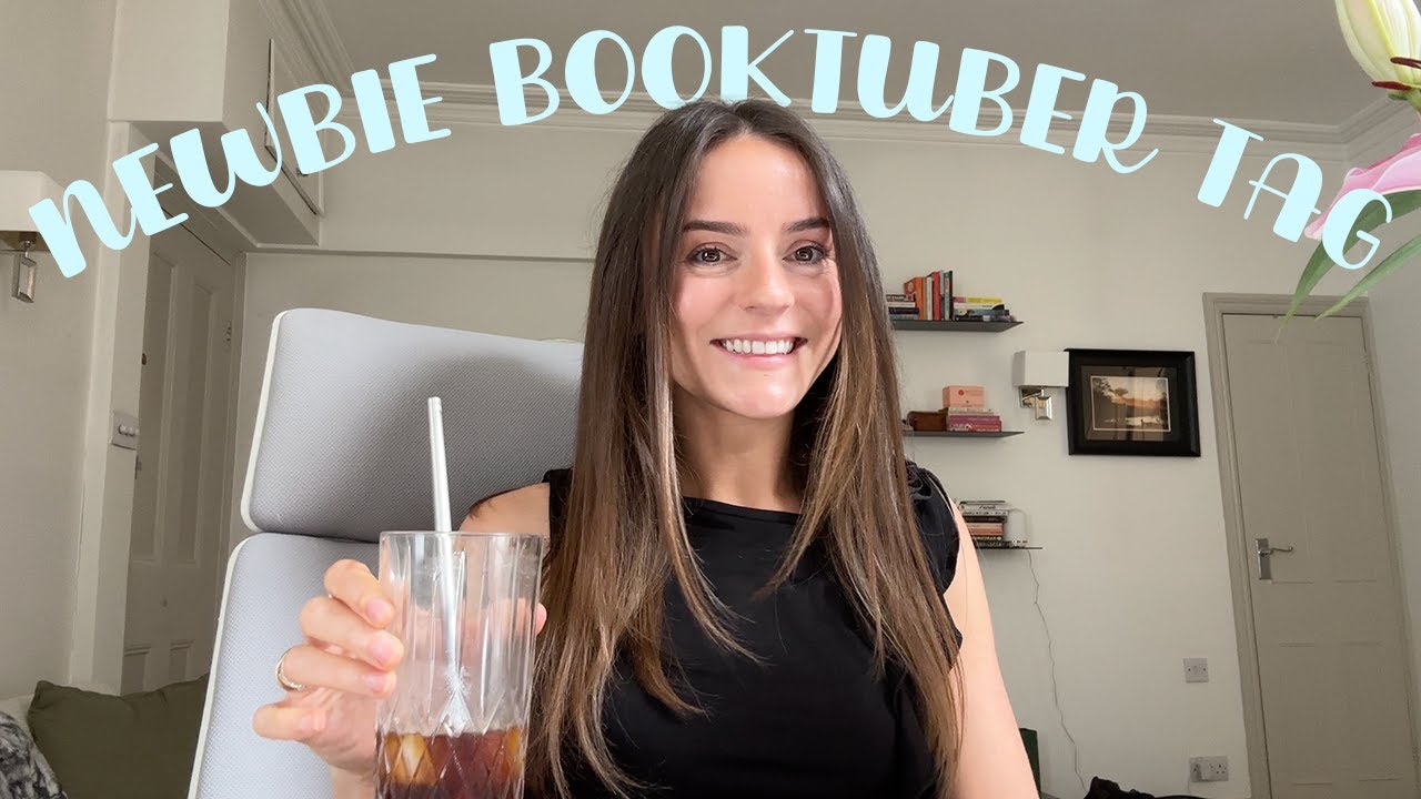 get to know me ☀️ | newbie booktuber tag 📚