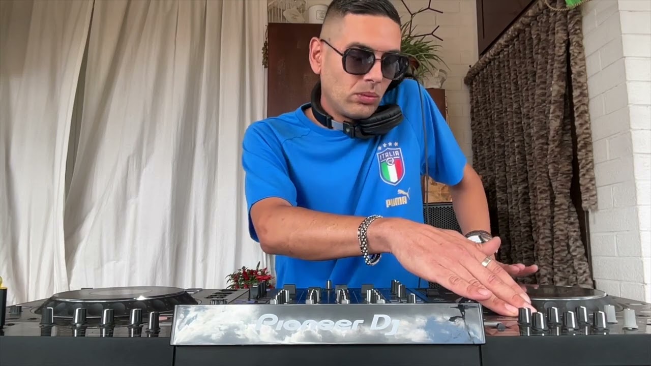 HOUSE MUSIC ITAS DJ SET- autori italiani di bombe elektrohouse.