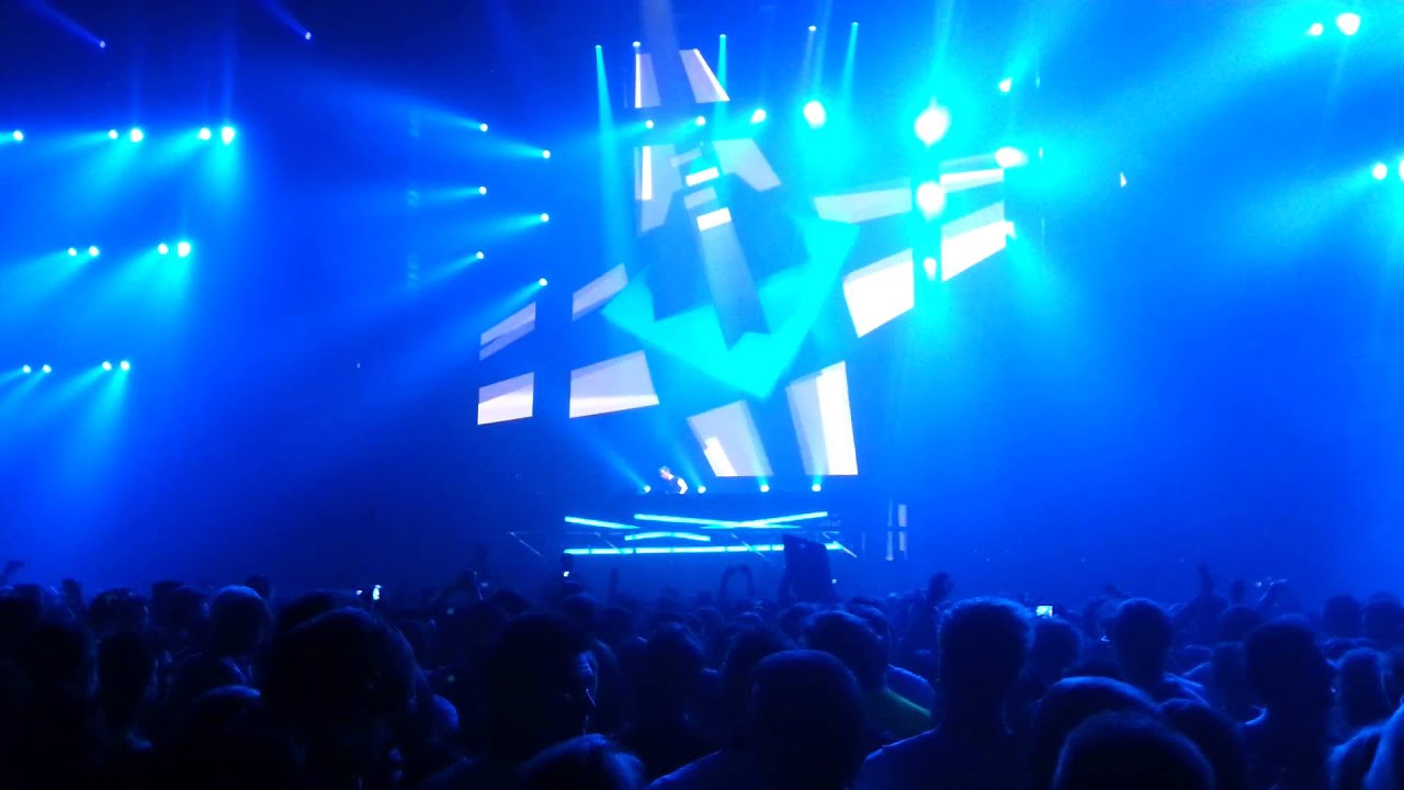 I Am Hardwell | Sportpaleis Antwerpen | Ocarina - Coun..