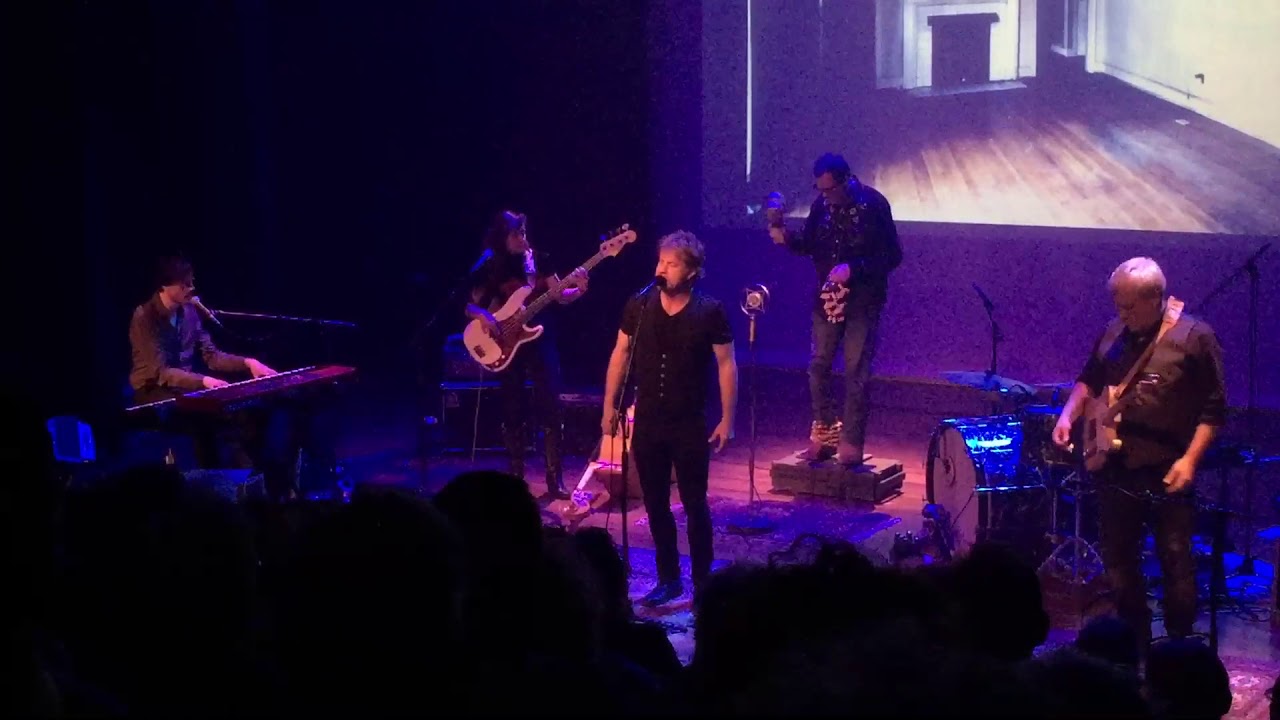 JW Roy & The Royal Family - Don’t Walk Out On Me (De Lievekamp Oss, 14-04-2018)
