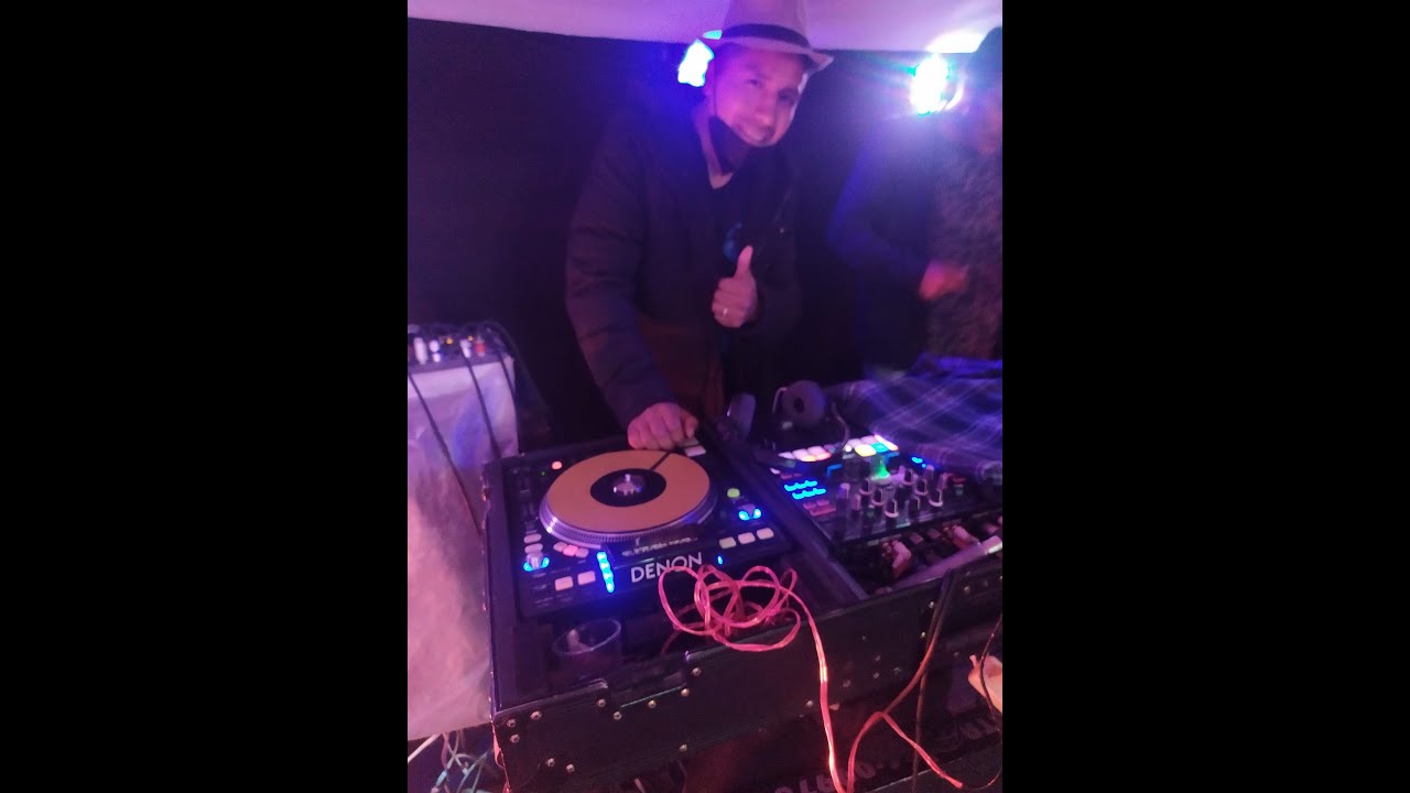 Single Dj La Peña Bar Discoteca