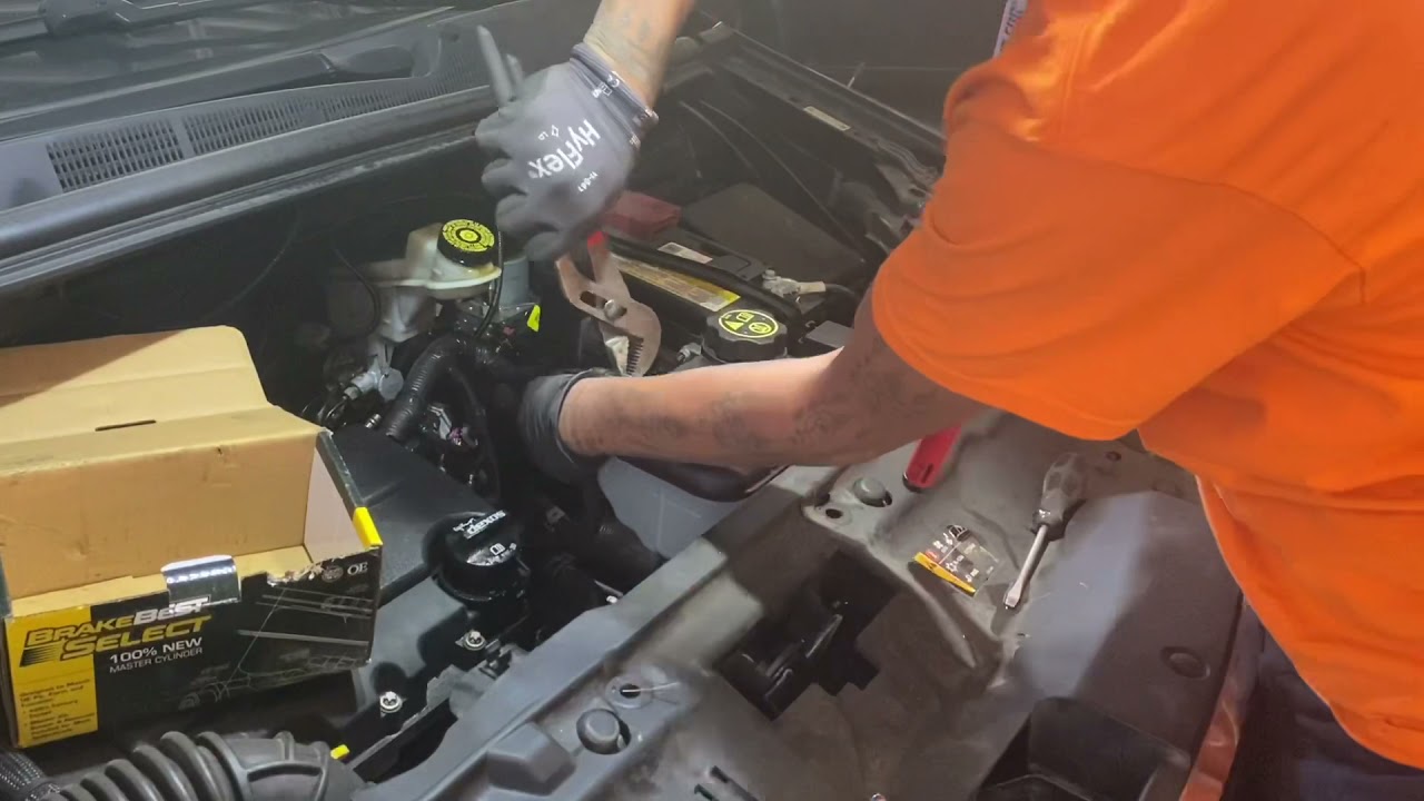 2016 Chevrolet Trax reservoirs and leak detection.