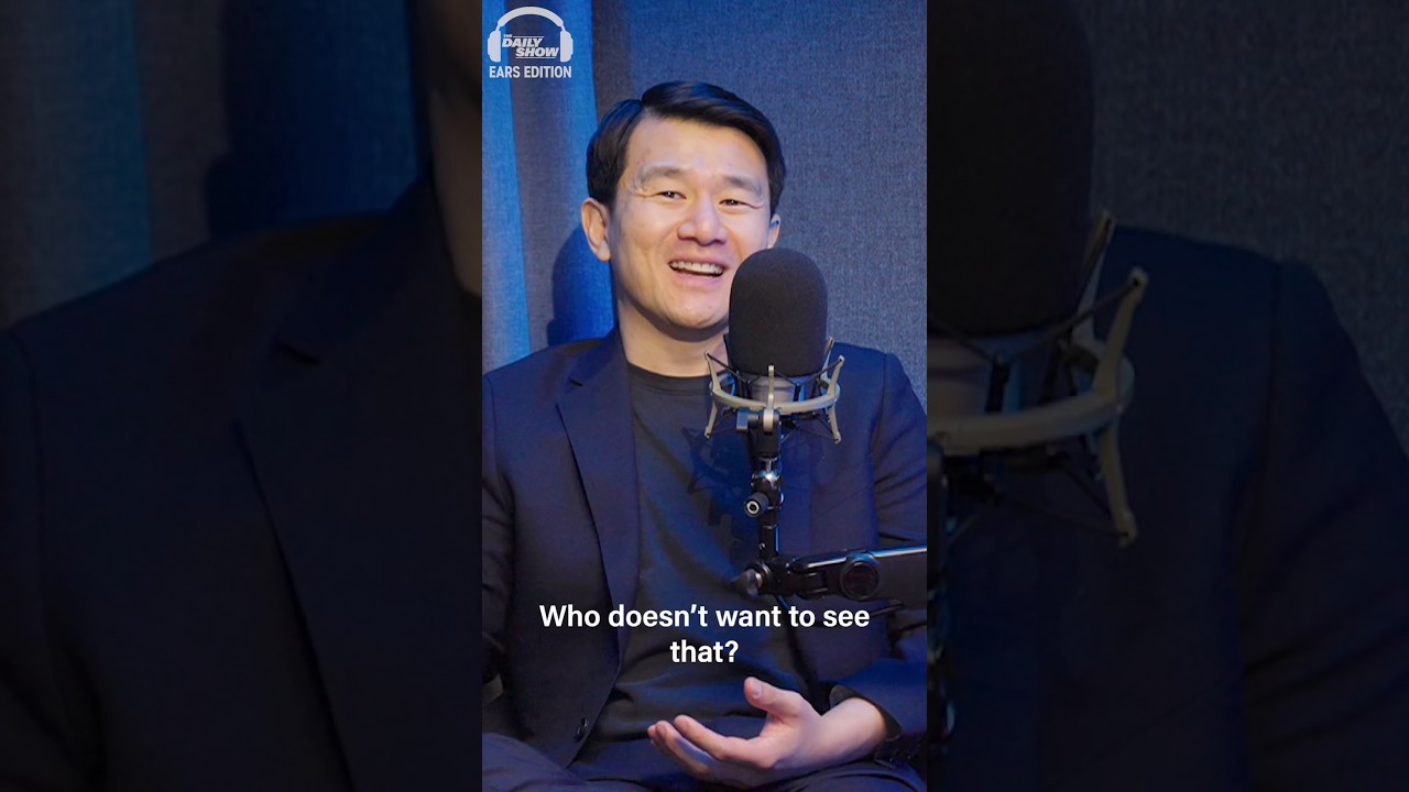 @RonnyChieng and @KatRadleyComedy want Trump and Pope Leo to take their feud into a UFC ring