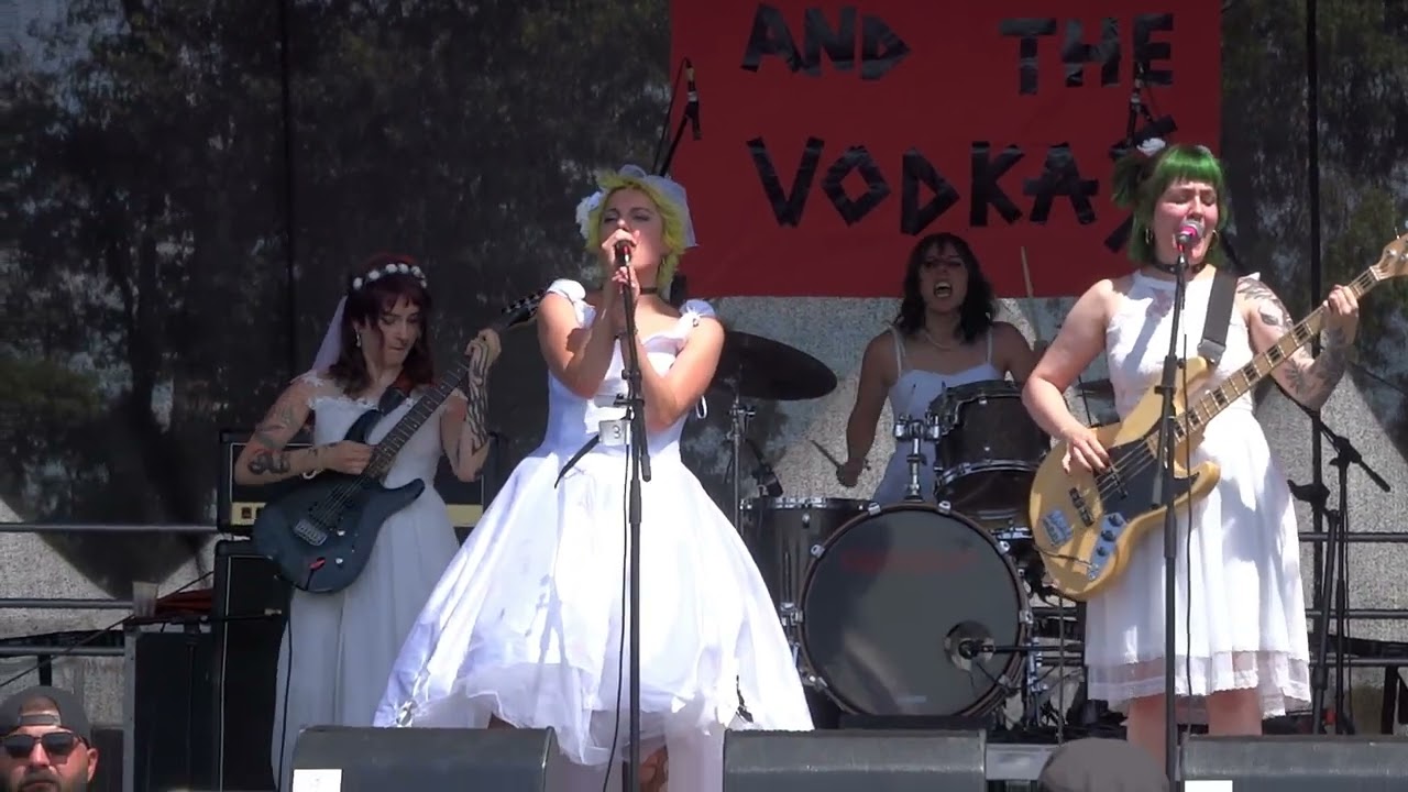 Valy and the Vodkas - live - Ruhrpott Rodeo 2022 (incl. Back To Future)