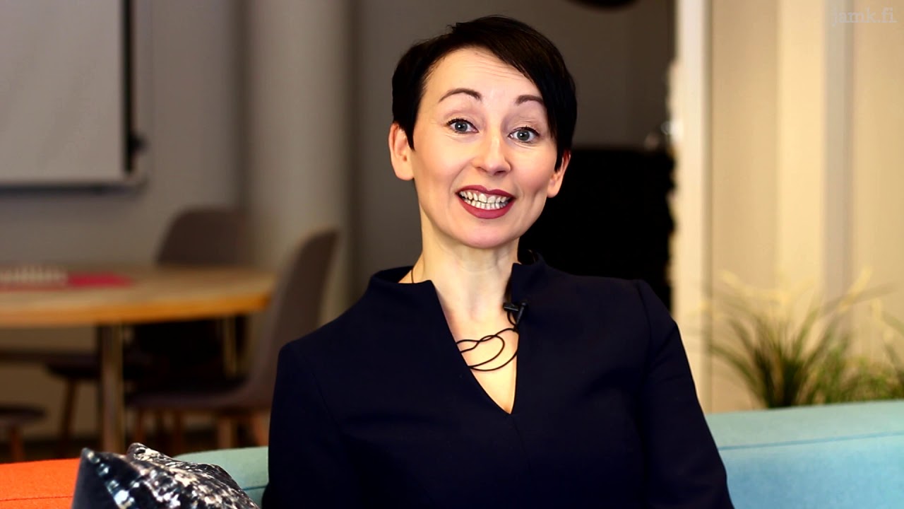 Ylempi amk-tutkinto verkossa: tradenomi (YAMK) ja restonomi (YAMK)