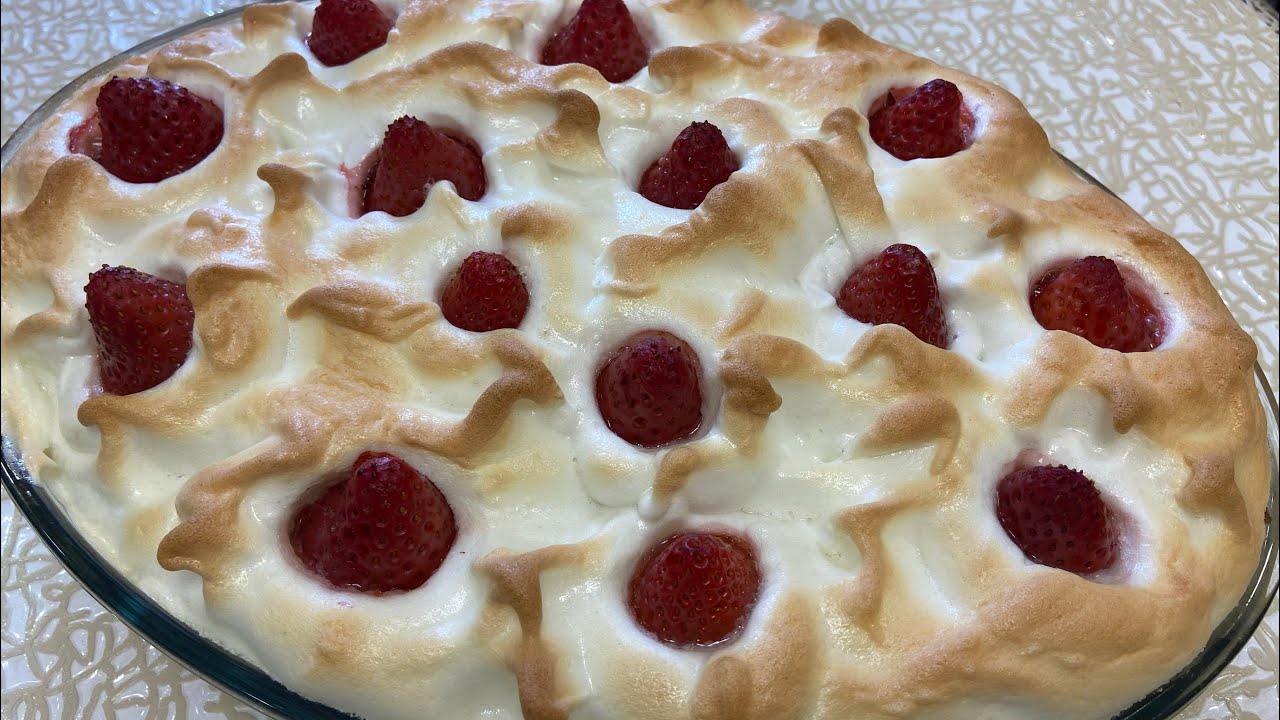 Çiyələkli Piroq resepti çox ləzzətli rahat hazırlanan