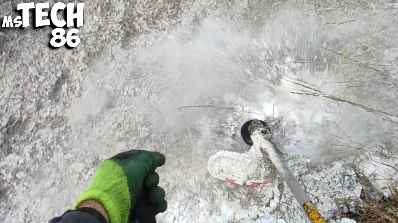Brushcutter Husqvarna 545rx in Winter - Mowing in the Winter (Chest Cam)