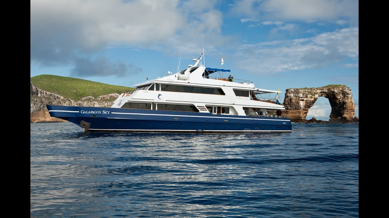 Galapagos Sky – The BEST Live-aboard Dive Boat