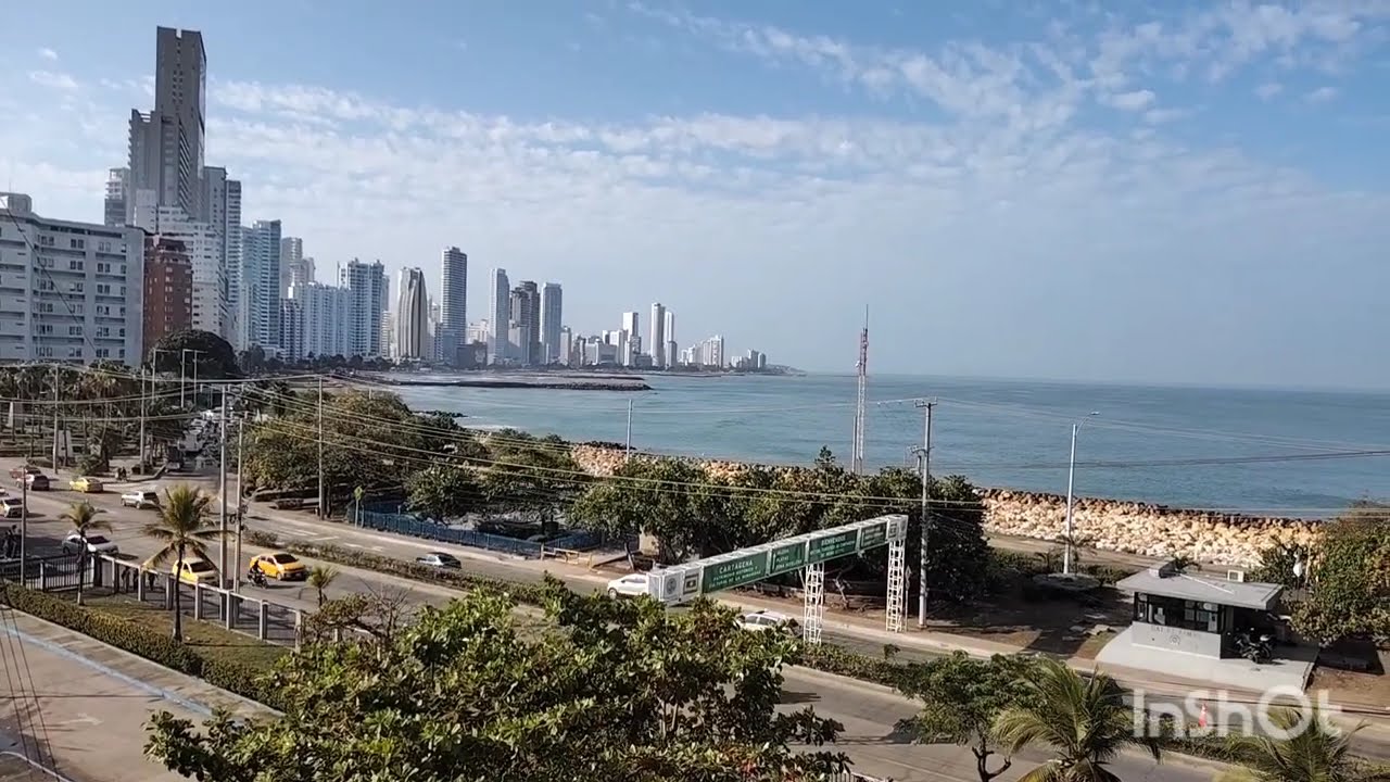 Respira el mar: paz en la Bahía de Cartagena. 