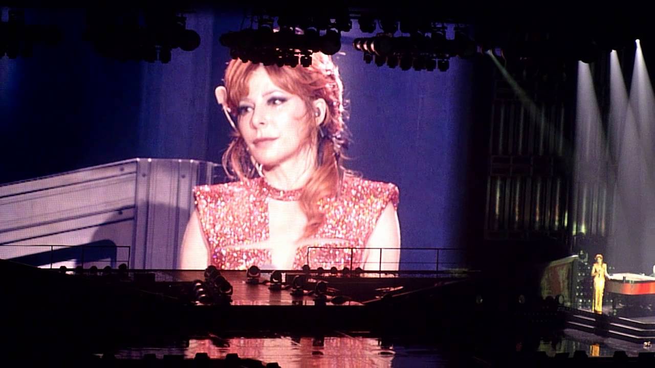 Mylène Farmer - Je te dis tout (Timeless 2013- Russia)