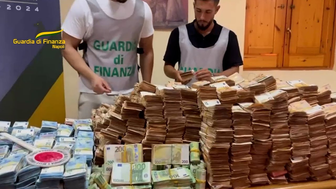 8 milioni di euro in casa di un medico, la scoperta della Guardia di Finanza