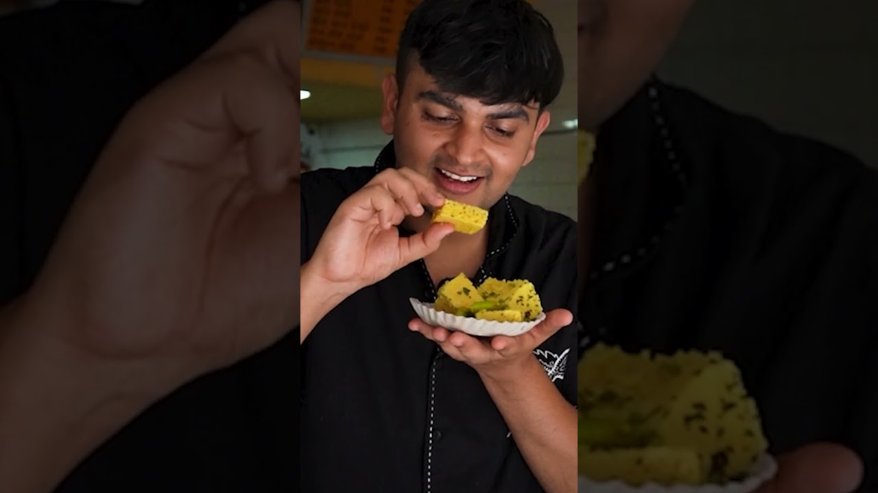 Trying gujrat's authentic khaman & dhokla