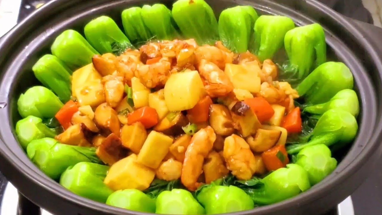 小唐菜伴香菇蝦仁豆腐  Cabbage with shiitake mushrooms and shrimp