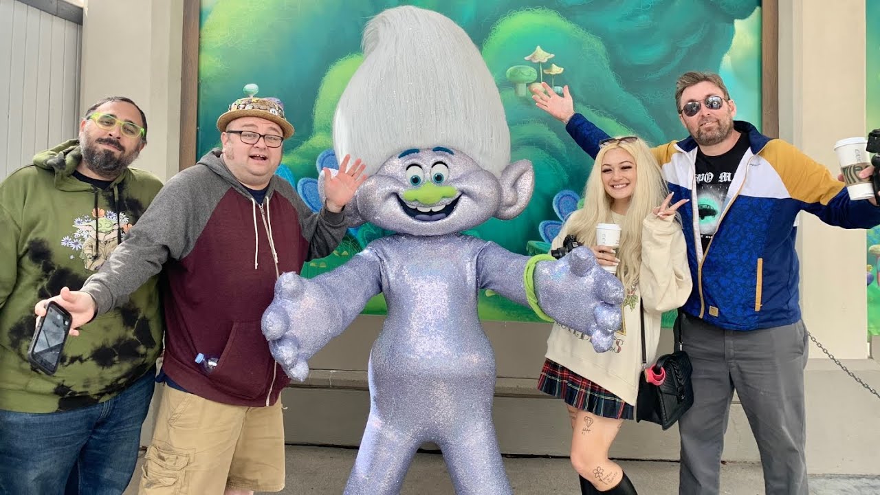 Лучший день в Universal Studios Hollywood — аттракцион «Мир Юрского периода» / шоу «Водный мир» /...